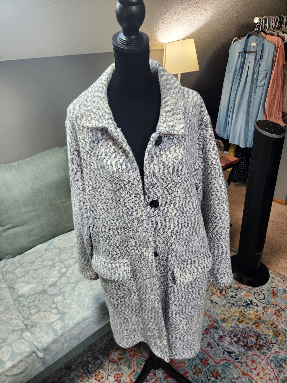Maurices Gray Tweed Button-Front Pea Coat XL Great Condition